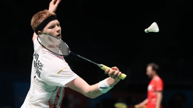 系始于克洛 系始于克洛